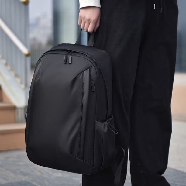 BOLSO URBAN LEGEND, SEGURIDAD Y ESTILO EN CADA MOVIMIENTO