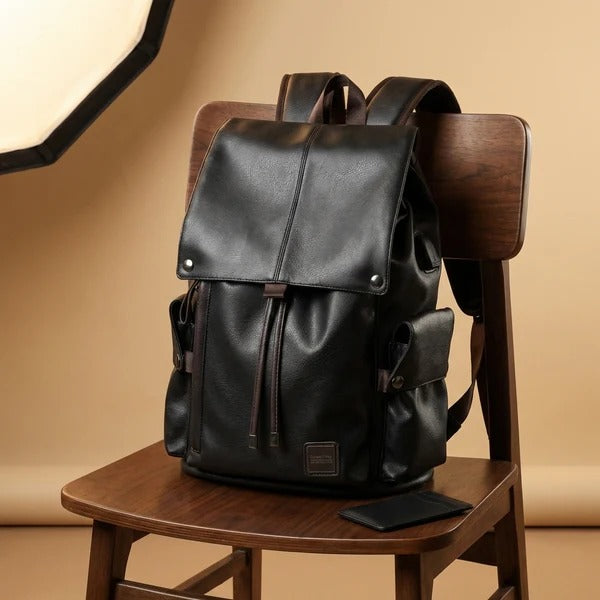 Morral Toscano: El estilo entra antes que tú.